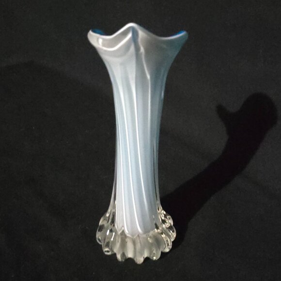 Vtg Hand Blown Art Glass Jack in the Pulpit Blue White Clear Vase 3 1/2"x7 1/2" - Picture 4 of 7